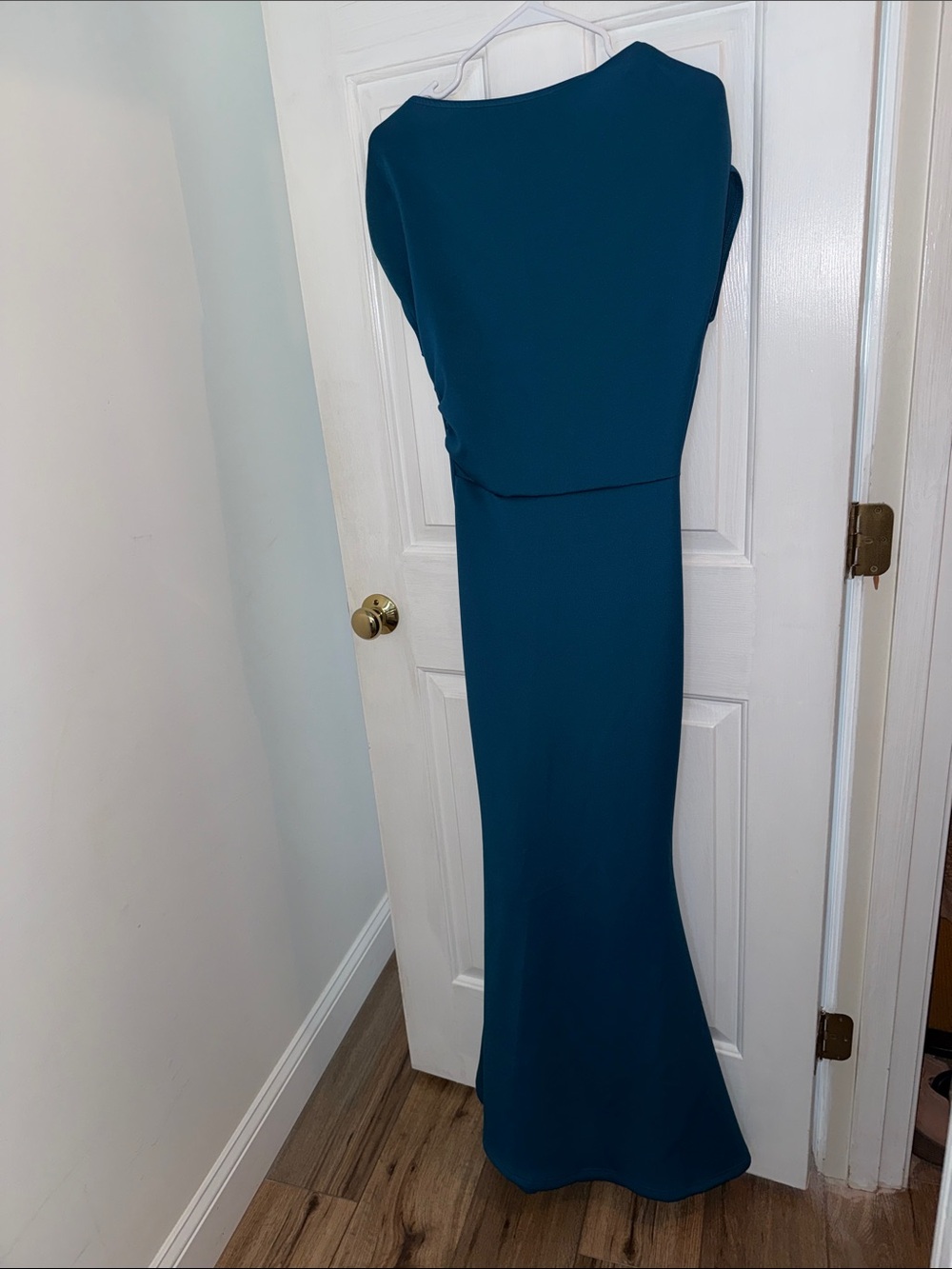 Elegant Teal Women’s Evening Gown